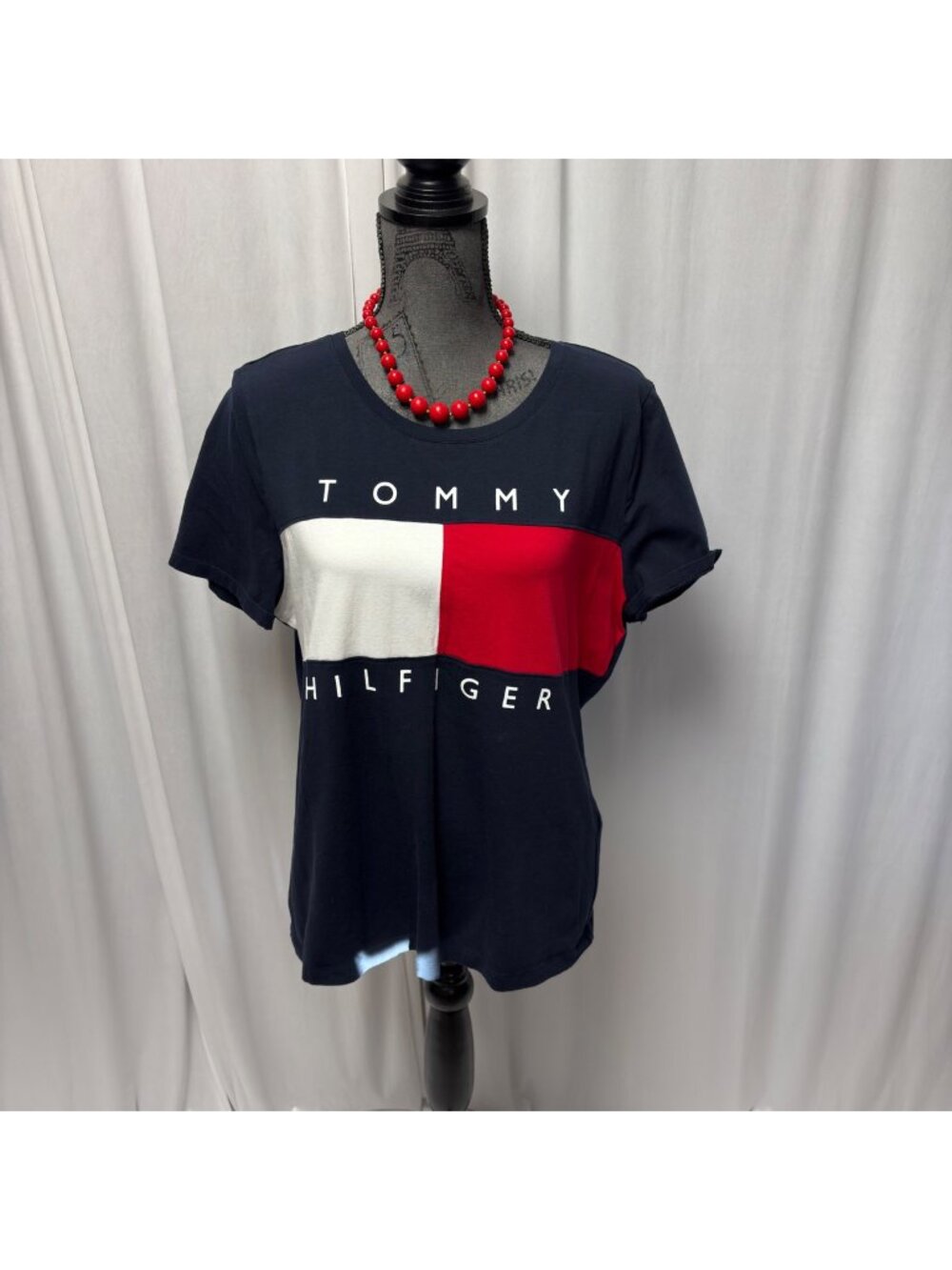 Tommy Hilfiger Womens T Shirt Size XL Logo Graphic Red White Blue Casual Sporty